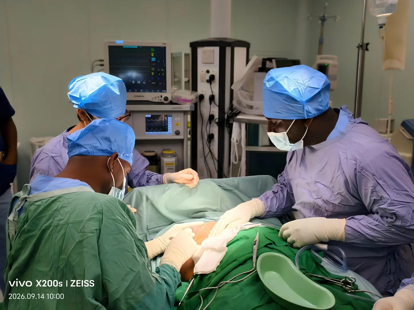 Dr. Jahrad, NRH Surgeon, performing modified radical mastectomy for right-sided breast cancer under the guidance of Dr. Zhang Shiyong