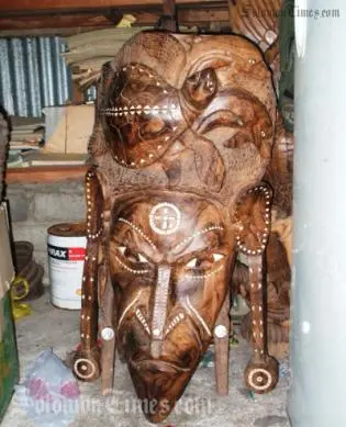 SPC is also looking for new market opportunities for Solomon Islands wooden handicraft.