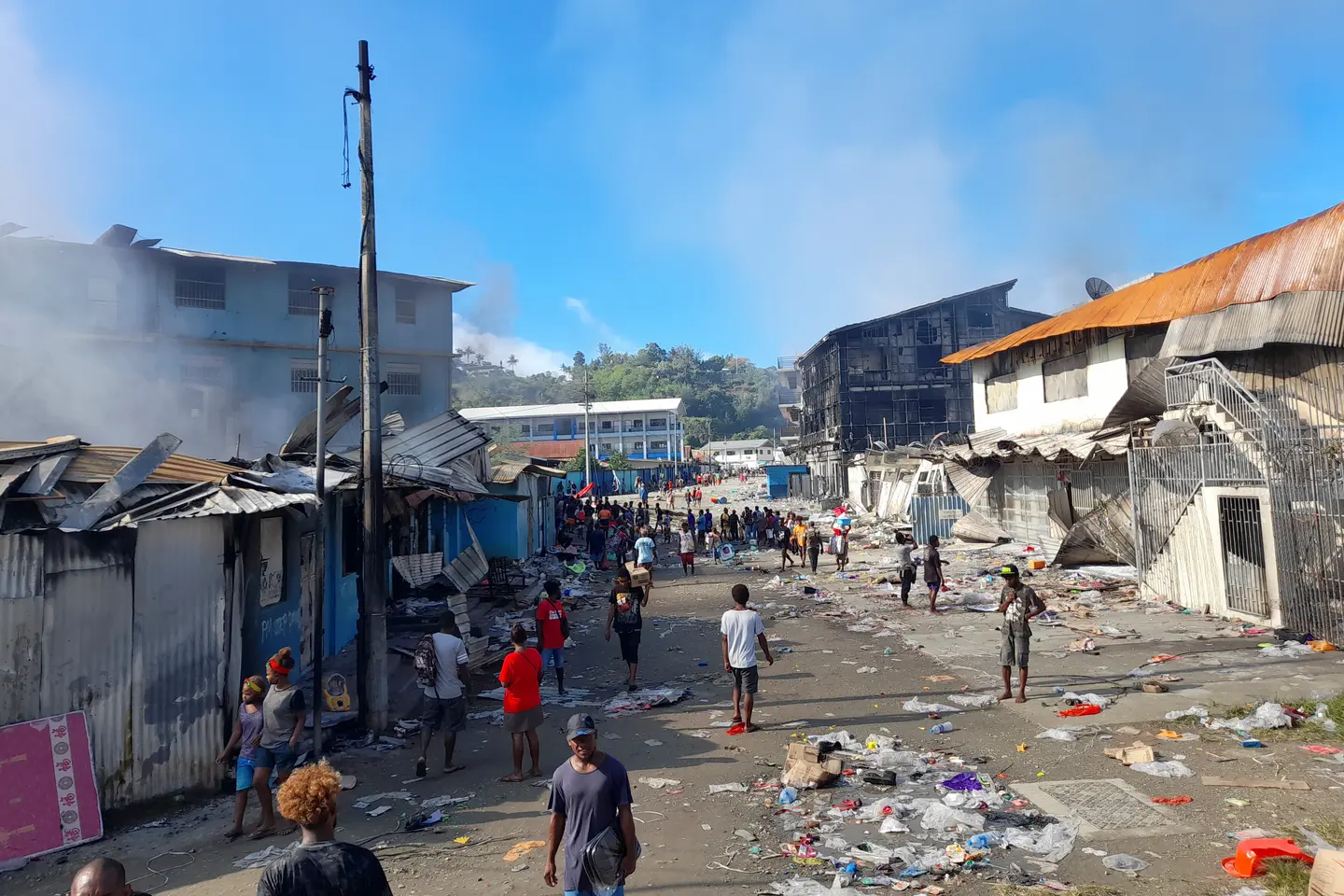 The assessments detected high levels of toxic gases such as hydrogen sulphide, carbon monoxide and carbon dioxide still emanating from these buildings posing moderate to high health risks of lung infection, pneumonia, bronchitis and allergies to surrounding communities and those passing by.