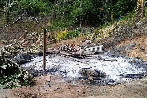 A burnt down house within Independence Valley.