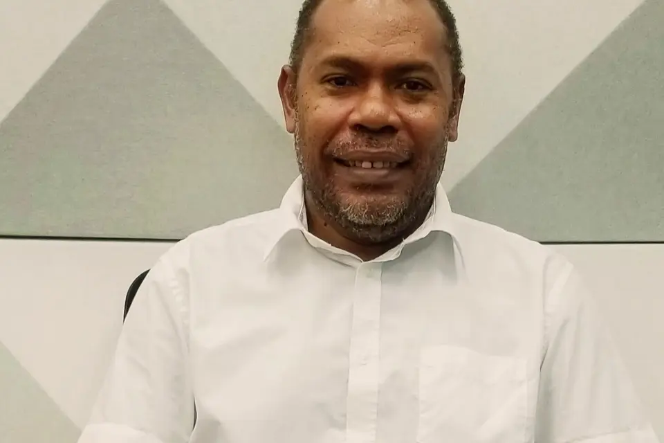 Based in Honiara, Smiley Giobauta is also responsible for managing IFC’s relationship with the Solomon Islands government, donors and private sector representatives.