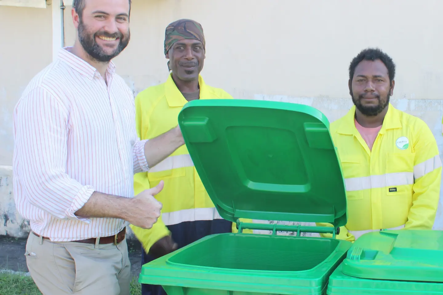 The Australian High Commission’s First Secretary – Economic, William Rowell, inspecting Cheroa’s new bins. This collaboration aims to enhance waste collection services in Honiara, benefiting local communities and the environment.