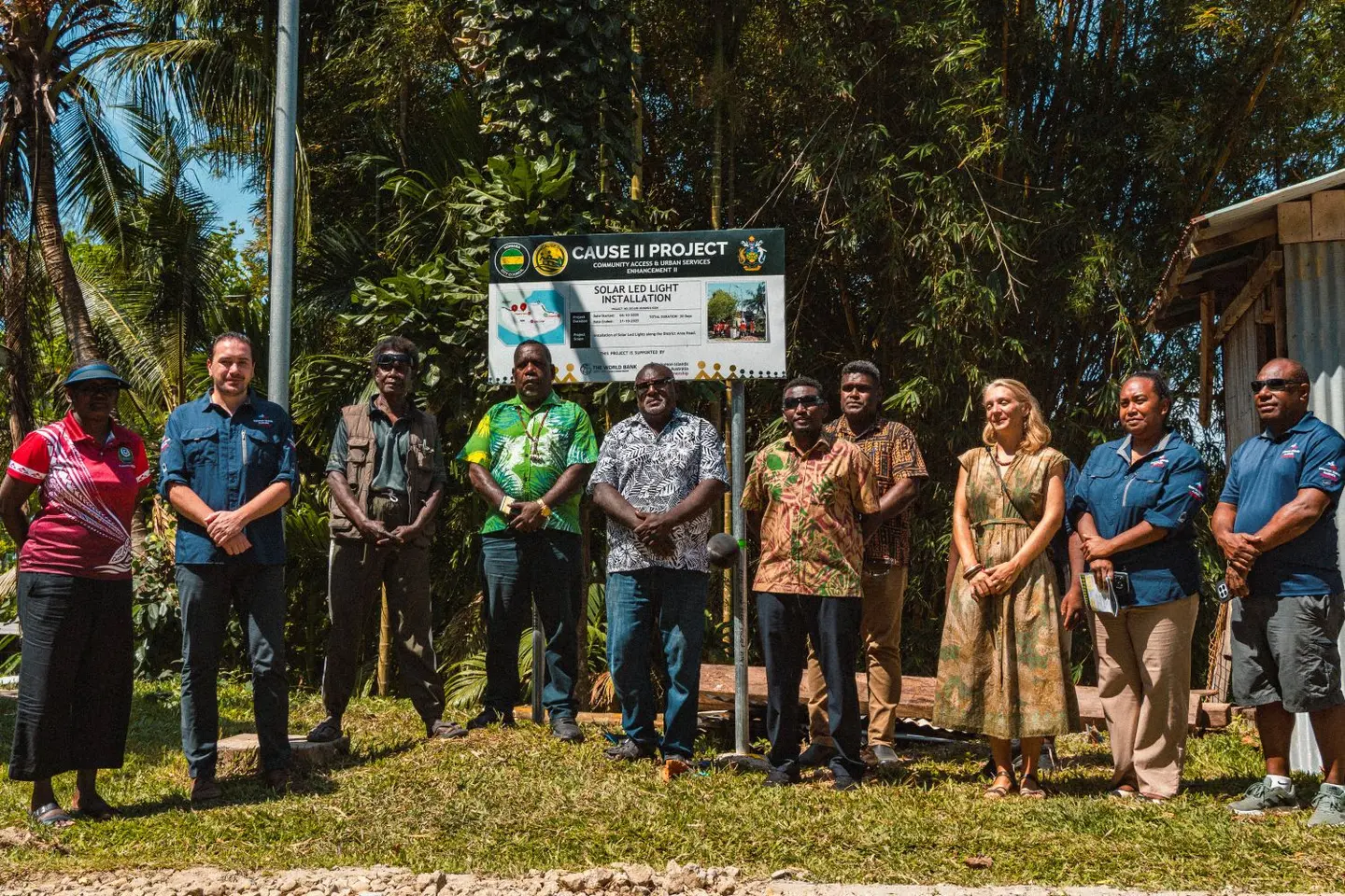 Officials at the solar LED light installation project in Gizo, Western Province.