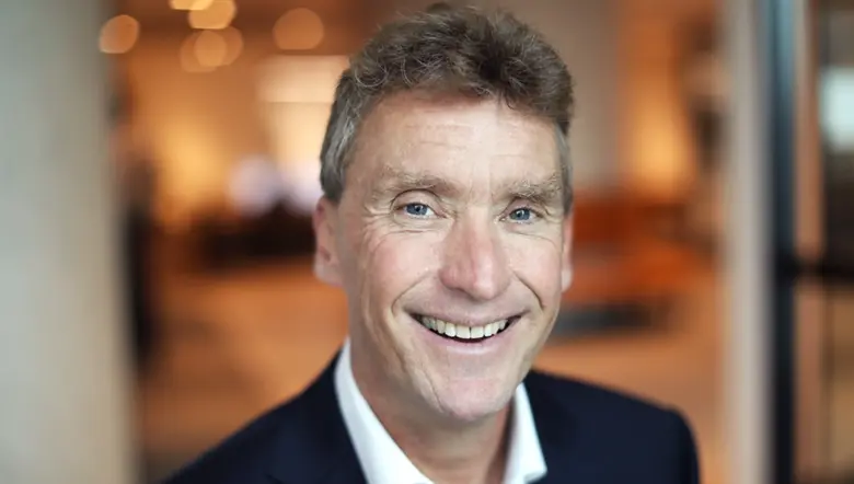 “Vocus is incredibly proud to partner with the Australian Government on a project that will have a transformative social and economic impact on the people of Solomon Islands and Papua New Guinea,” said Kevin Russell (pictured), group managing director and CEO of Vocus.