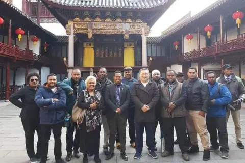 Dorothy Wickham (fourth from left) with a delegation of Solomon Islands’ journalists and media representatives on their tour of China in December.