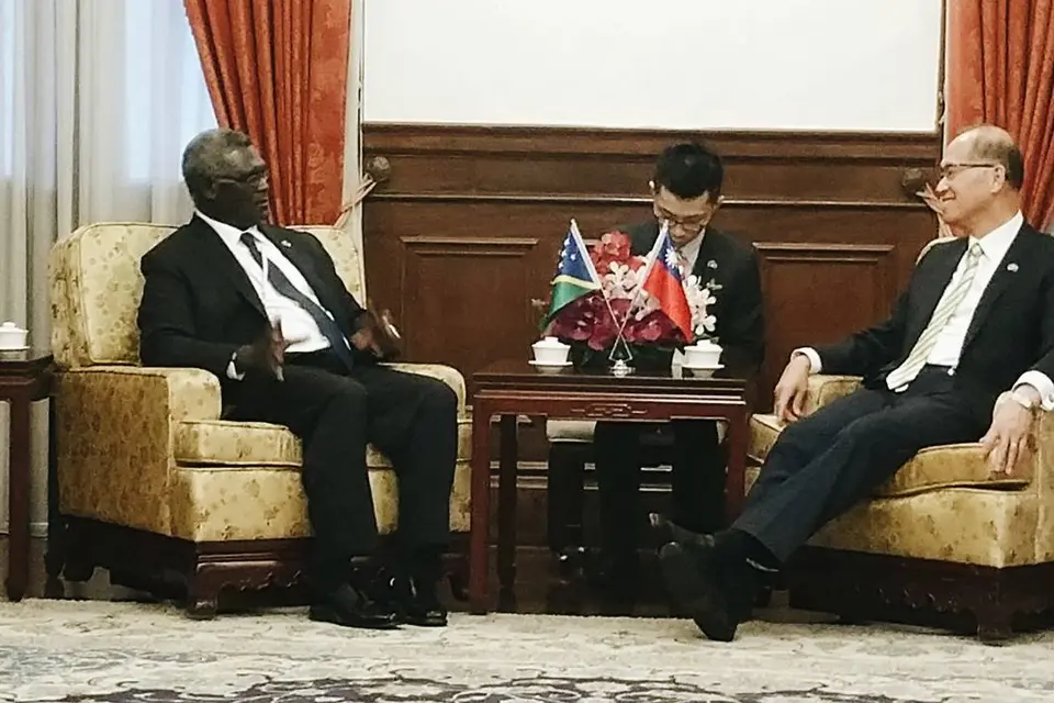 PM Sogavare and the Taiwanese Foreign Minister, Dr Lee during their dialogue in Taiwan.