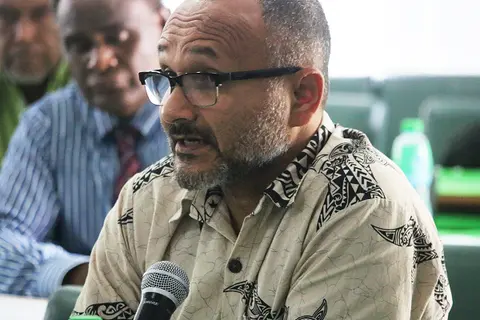 The Opposition Leader said the government should not rush in talking about living with COVID yet.