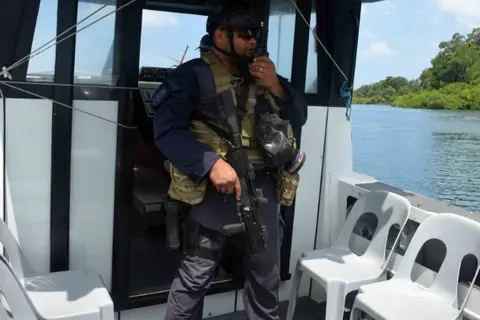 AC Uiga says, “If any vessel enters Solomon Islands border the team will deal with them or it is advisable to immediately leave Solomon waters by moving back from the border.”