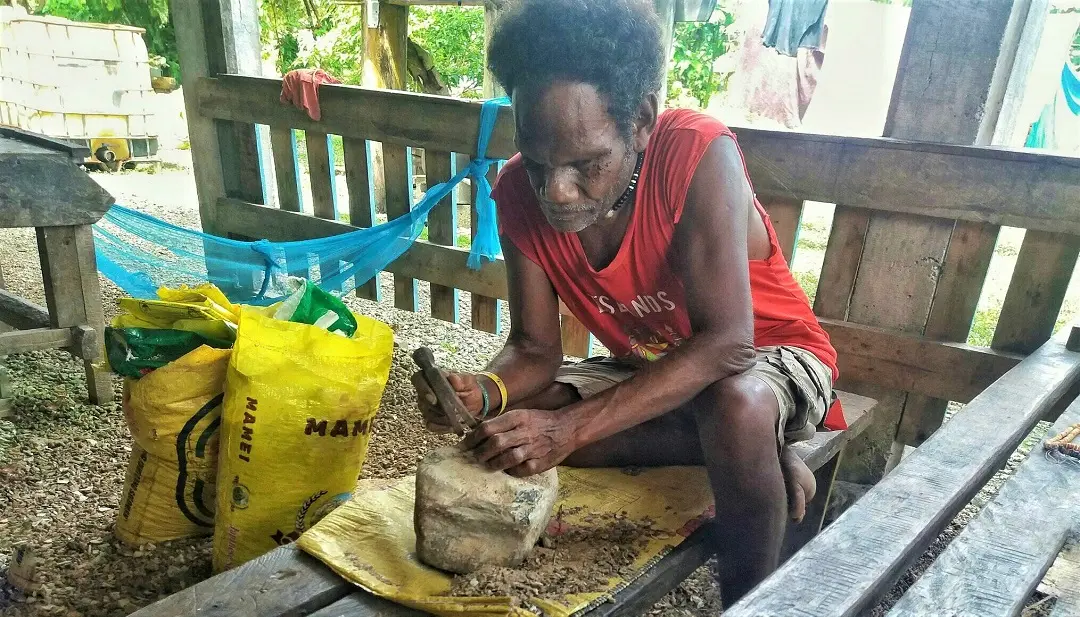 Gregory Shares His Passion for Making Shell Money