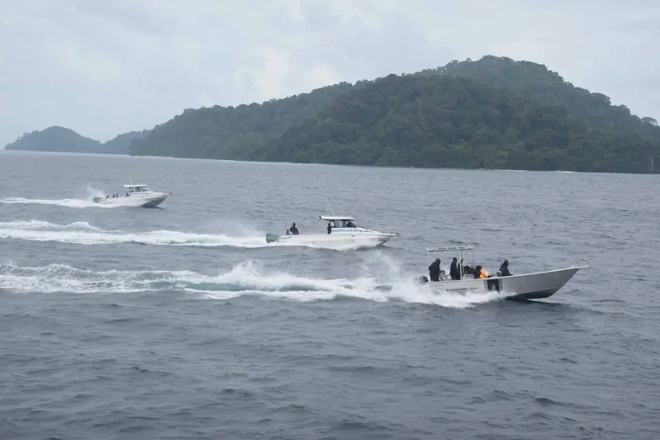 Emergency Powers restricting the movement of small craft vessels across the SI-PNG common border region became effective last Thursday 9 April 2020.