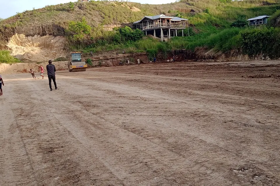Central Honiara Constituency (CHC) is funding the 40mx80m standard soccer field project with its Constituency Development Fund (CDF) allocation provided by the government and facilitated by the Ministry of Rural Development (MRD).