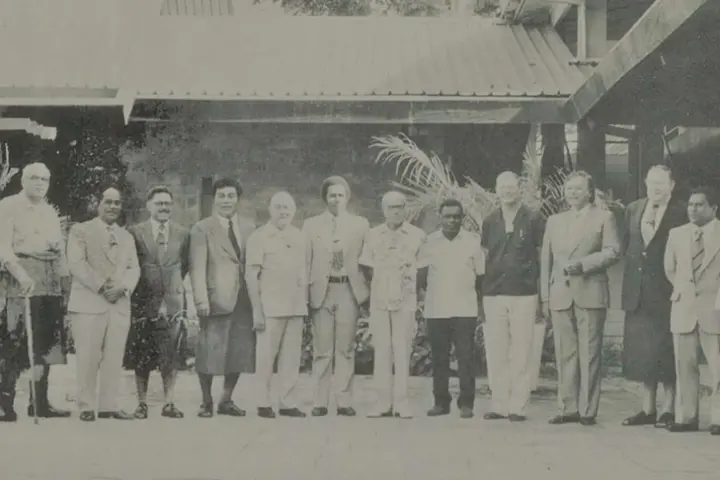 Forty years ago, 12 Pacific leaders met in the Solomon Islands under the chairmanship of the Rt Hon Peter Kenilorea (C) and adopted and opened for signature the Convention to formally establish the agency that today is known as the Pacific Islands Forum Fisheries Agency (FFA).