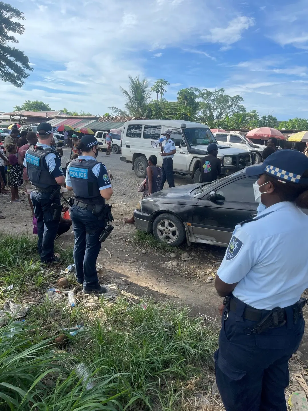 Commissioner Mangau and Deputy Commissioner SIAF Davies, reinforced the message that the team is prepared for the operation, and reiterated that areas to the east and west of Honiara will have high visibility patrols by RSIPF and SIAF.